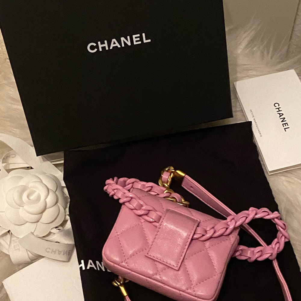 SOLD‼️NEW!! 2022 Chanel Belt Bag 💕 - Picture 8 of 9